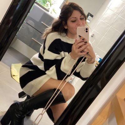 KellyExposito's profile picture. 