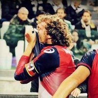 Roberta ❤️💙🏴 🦀 (@bottaror) 's Twitter Profile