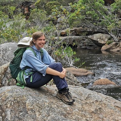 Plant ecology PhD studying how (and why) flowers vary across Aus and the world. Keen reader, bushwalker, bee admirer

BlueSky: @rubyecology.bsky.social