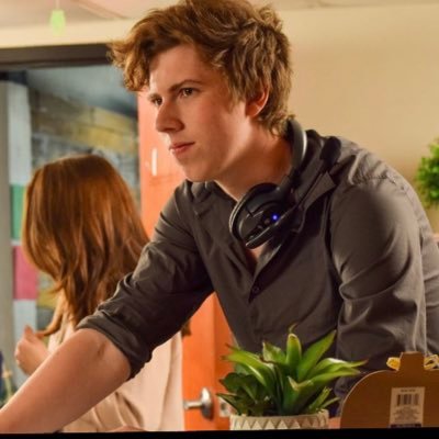 Nashville SSBM Player, Streamer, and TO | Rocketown Esports Coordinator | Assistant Director for film
