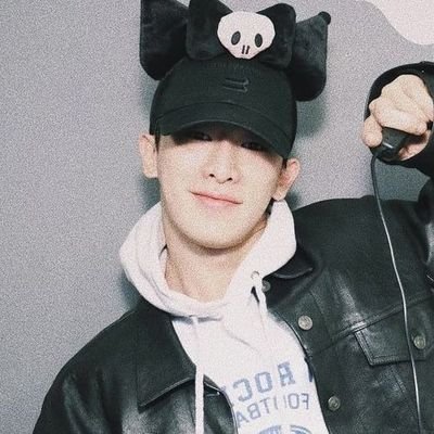 ❥︎𝐁𝐓𝐒 ❥︎𝐌𝐨𝐧𝐬𝐭𝐚 𝐗 ✌︎ OT7 ❥︎𝐏𝐞𝐫𝐱𝐢𝐭𝐚𝐚 ❥︎𝐚𝐭𝐞𝐞z 

🍒Soy una persona tímida :):
🍒99 line
