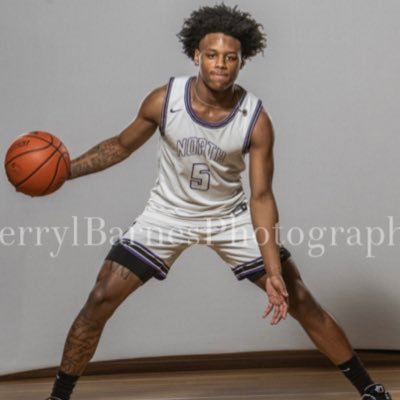 Niles North High School 23’ | Bryant & Stratton MBB RedShirt FR. | 6’2 combo guard | Giovanniwilliams9@gmail.com