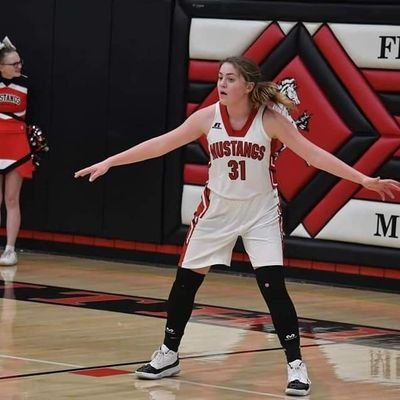 2025 shooting guard, power forward, post
5'8
Flinthills Highschool
3.5-4.0 gpa
hudle- Paige corter
Facebook - Paige corter