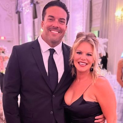 KimWard45947671's profile picture. 