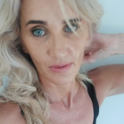 Barbarella_AH's profile picture. Animal & nature lover. ❤️Social animal. *Facebook: Barbara Ann Humphries *Instagram: barbara_humphries *LinkedIn: Barbara Humphries *Pinterest: barbiehumphries