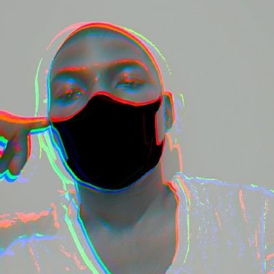 NicholiAngus's profile picture. open minded