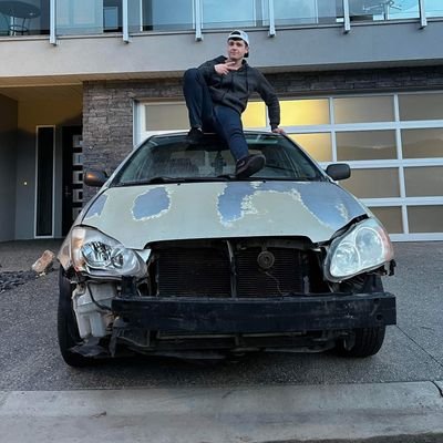 _AmphotEric's profile picture. Chemist. Love gaming, lifting, and eating. French fries are life.