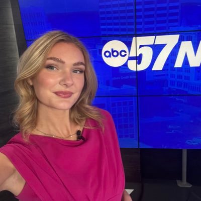 Multi-Media Journalist @ABC57News 📺 | @UIndy Grad 🐾 | South Bend native 🍀 | Story ideas? 📧jgrohowski@abc57.com