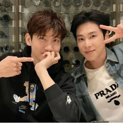 LoveYounoyu's profile picture. 東方神起ずっと応援！