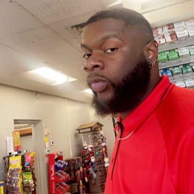 “Bad days don’t last, bad bitches do 🧡💪🏾” Gemini ⬆️ Leo ☀️ Scorpio 🌙 Free Spirited 🔮🏳️🌈 Dancer 🕺🏾 📸: theejaysanders