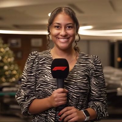 • Presenter, Pit Lane Reporter, and Commentator🎙️ • in English, Español e Portugués✨ • 🇬🇧🇻🇨