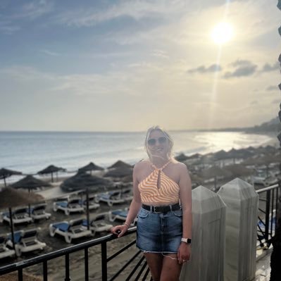 charcollard's profile picture. ✨