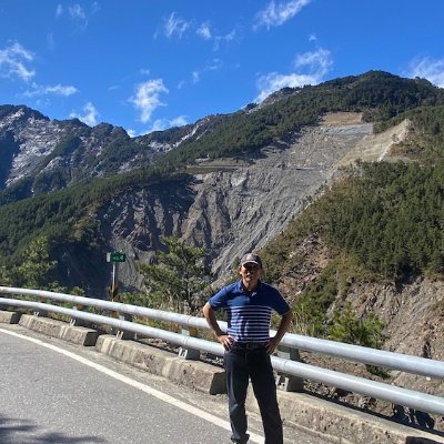 chiu5168's profile picture. "There are too many tedious  in life, most of which others do not know"