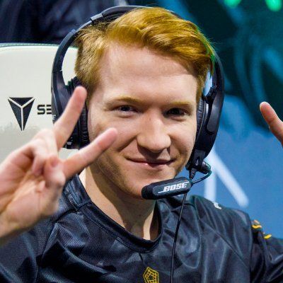 PraedythTnT's profile picture. League of Legends l Challenger ADC l