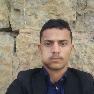 شاعر وناشط اعلامي انتمائي الى أنصارالله في اليمن