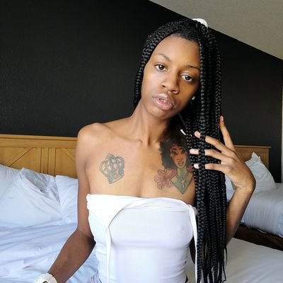 SOLO adult model 📸 I create whatever comes to mind 🤲🏾 YouTuber 🎬 NO MEETS • ♎️