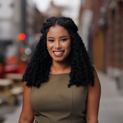 Political Reporter @NY1| Previously @CNNPolitics. Send tips to Kelly.Mena@charter.com