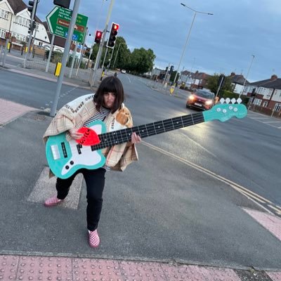 Bass player in Glitch Magnet @magnet_glitch, creator of giant cardboard objects, curator of Short Sharp Shocks horror film events. I like dinosaurs and data…