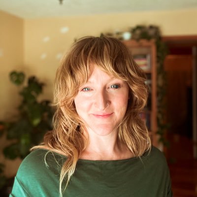 elisawiebe03's profile picture. Online business management, Simplero CRM, LMS, CMS, Course creation, membership sites specialist, ethical social media marketing, graphic design