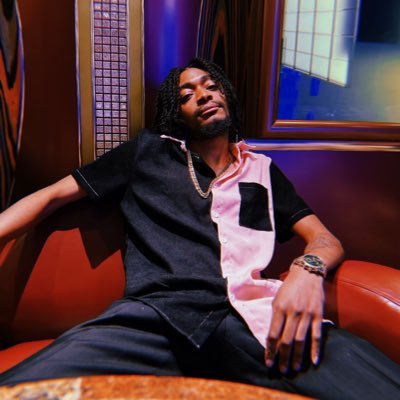 _guy_j_g's profile picture. No Life but I'm still trying😂😂