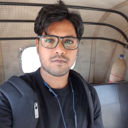 Javascript Professional🏆🏅🎖️
React Native Developer🔥
Love for ⚽
Business Consultant 👔