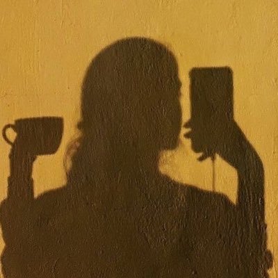 lo_lo_e's profile picture. 🪐✨