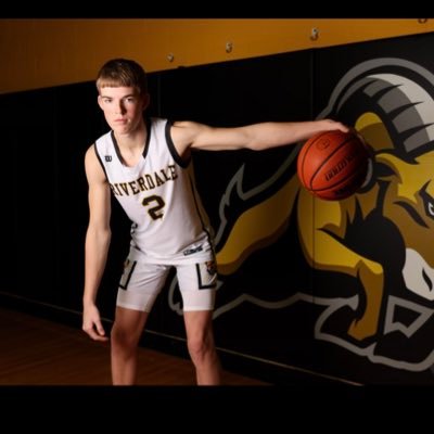 Riverdale Rams basketball / Augie MBB commit