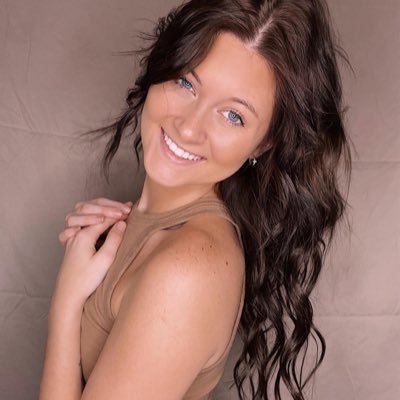 TrumanNia's profile picture. 