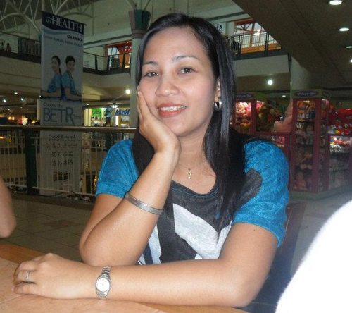 essymartinez's profile picture. 