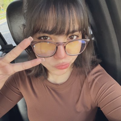 artorcryxx's profile picture. Dee