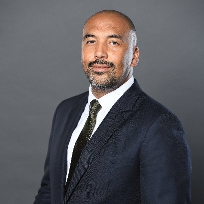 JasonClarkeEdu's profile picture. Educator, learner, father, other.