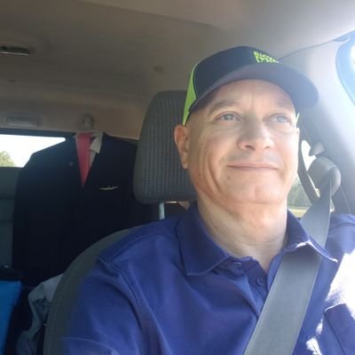 3greenandnored's profile picture. followed by over 500 Fake/Bot profiles.