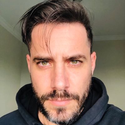 Vocês não estão preparados para a verdade. A verdade é chata, incômoda e causa dor. Acomodem-se na fantasia e no mundo de mentiras… longe de mim!