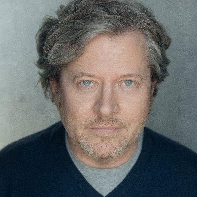 Actor. SandGrown'un. Repd: @InterTalentactors @deanstvoices Instagram: simondhepworth