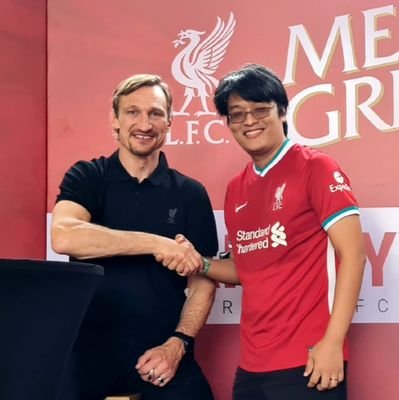 ivanhimself11's profile picture. LFC supporter from Malaysia. 
I bleed Liverpool red.