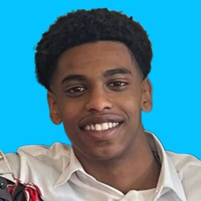 17 y/o Software Engineer • Founder @ ASAP Frontend • Helping 5600+ aspiring developers learn to code and land their first job at https://t.co/7UQLc24pmQ