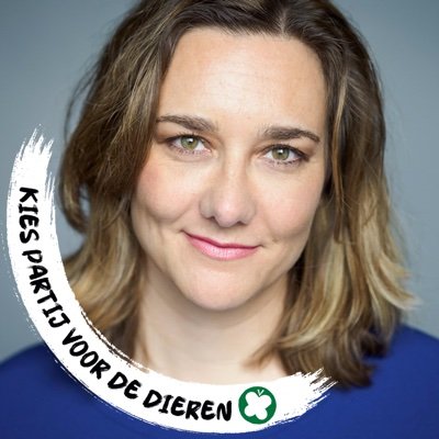 Raadslid @PvdDDenhaag (met verlof) | Fractiemedewerker @PvdD_EK | 
EK #4 | Activist | Cultuurhistorica | Ghostwriter | Limburgse ‘import’ | Samen met Dirk 💚 |