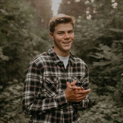 VicdanAbdullah's profile picture. Ben sadece insanı önemsiyorum ve soyut insanlardan bahsetmek istiyorum.