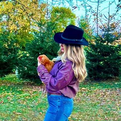 abbegailsnavely's profile picture. 