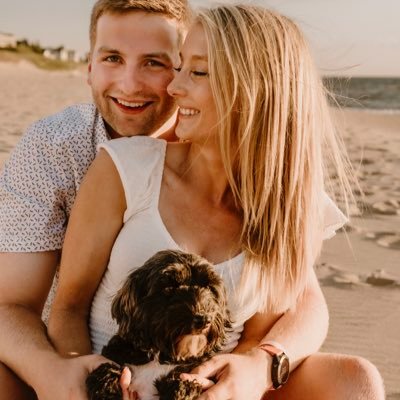 LindemanAshley's profile picture. DM if you wanna run sometime