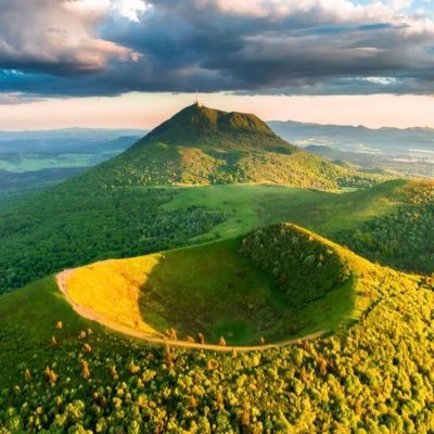 Totto0363's profile picture. Je travaille dans un secteur d’activité où la discrétion est de mise. Vous ne verrez donc pas beaucoup de publications sur ce compte Twitter :-//