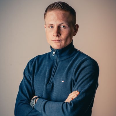 Blåvitt, United och lite Milan. Således mycket fotboll men väldigt begränsat med livsglädje.
