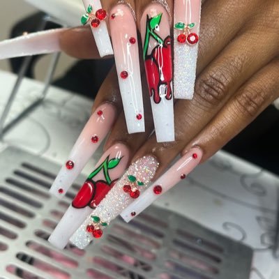 Nail Tech💅🏽🔥| Nail Artist👩🏽‍🎨🎨 | Nail Educator👩🏽‍🏫💕‼️AUGUST Books Are Now OPEN✍🏾📆‼️ WALK-INS Are Available Every FRIDAYY @ 9AM-2PM