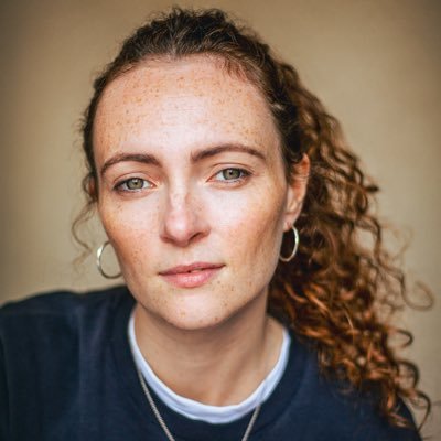 Actor | Trained @Oxford_Drama | Co-Founder & Producer @MultistoryProd | She/her 🏳️🌈