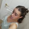 elviiraafn's profile picture. siempre con una sonrisa aunque sea falsa ☀️