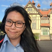 _yingSIM (@yingsim1) 's Twitter Profile
