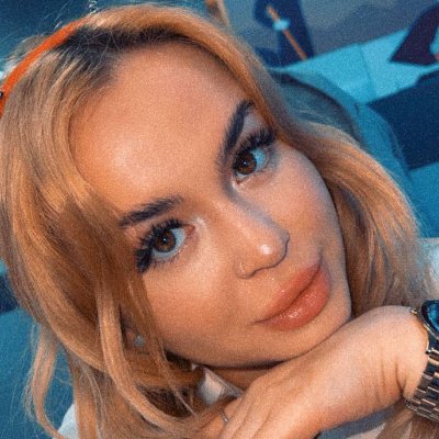 AnnaTin59849694's profile picture. 