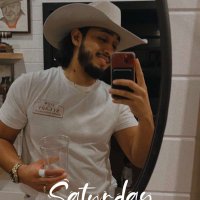 Worn Out Boots (@aaronolivares10) 's Twitter Profile