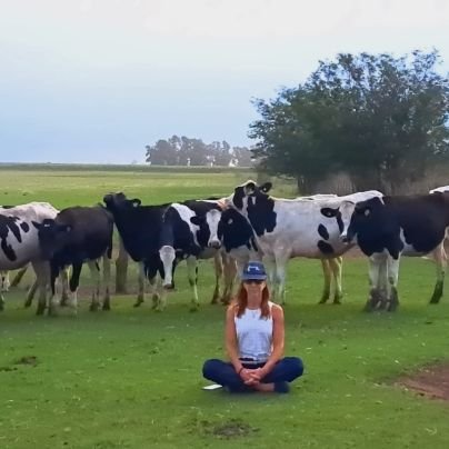 Tambera, republicana y gremialista agropecuaria. Cansada de la corrección política 🤬. Construyendo institucionalidad lechera desde Carbap y Cra 🐄🥛🇦🇷