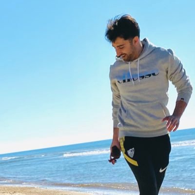 Si le caes bien a todo el mundo, algo estás haciendo mal. 🇪🇸⚓️